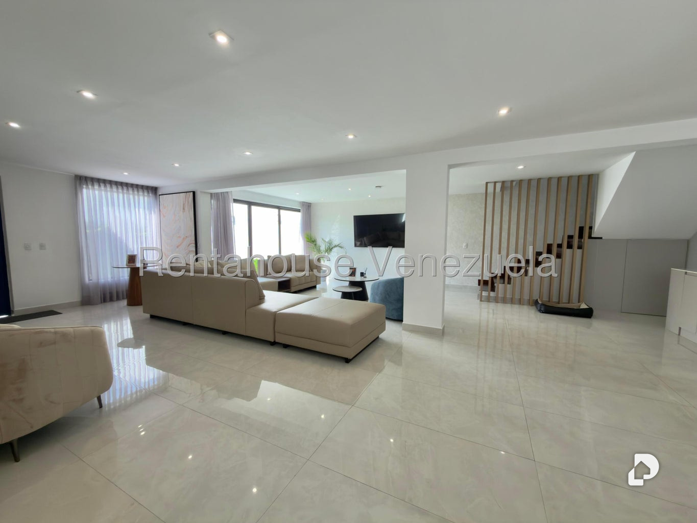 Casa en El Cafetal, Caracas – 12