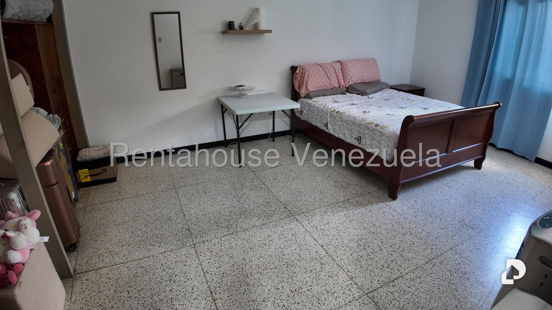 Casa en San Román, Caracas – 9
