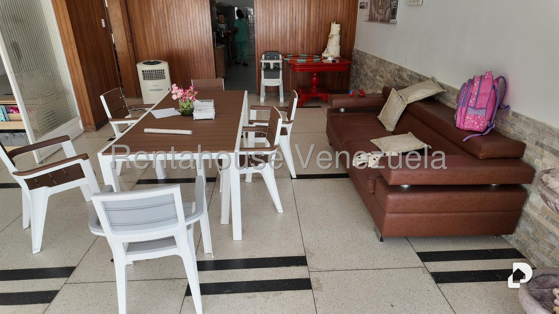 Casa en San Román, Caracas – 5