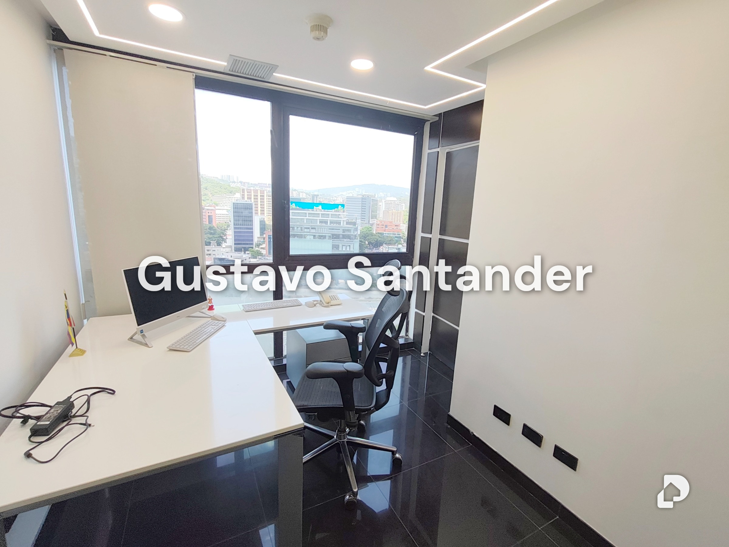 Oficina en Chuao, Caracas – 12