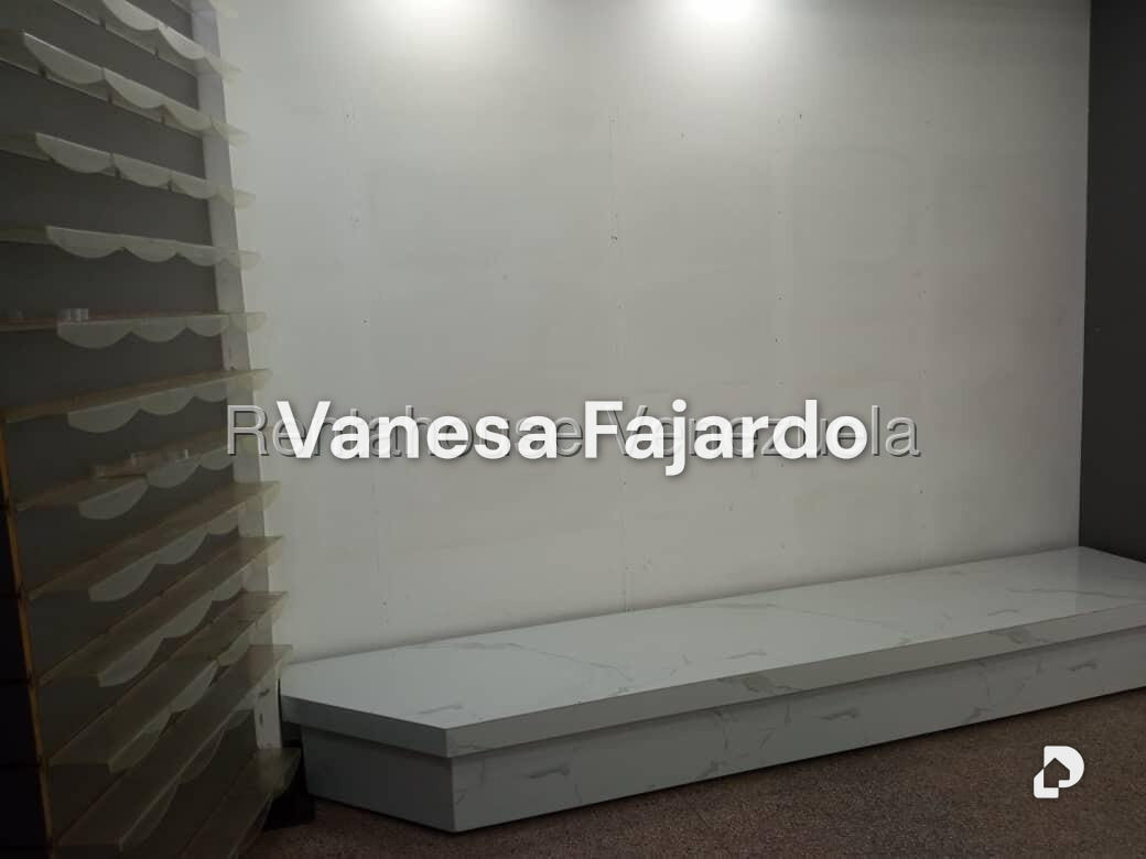 Local comercial en Parroquia Santa Rosalía, Caracas – 6