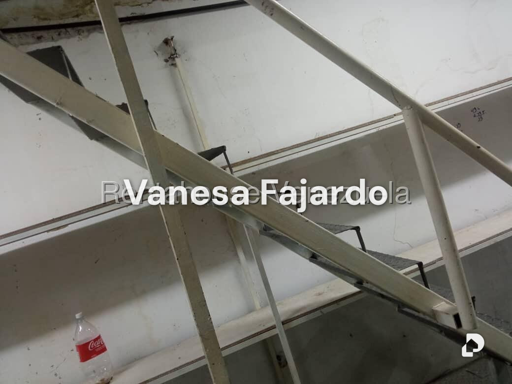 Local comercial en Parroquia Santa Rosalía, Caracas – 15