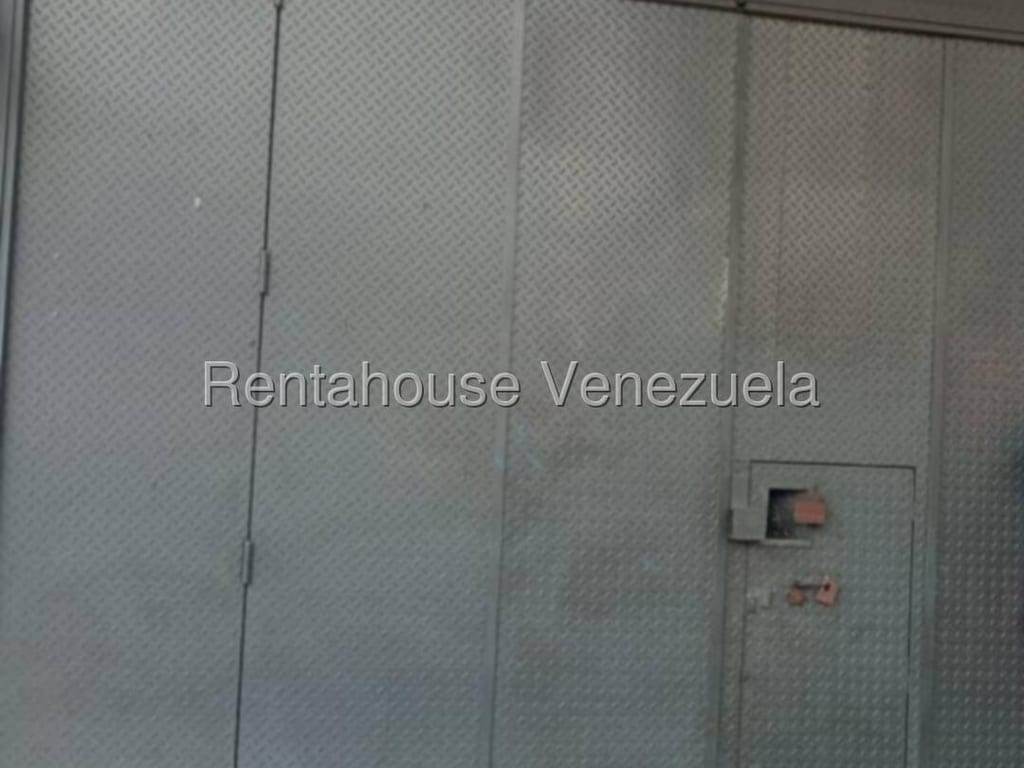 Local comercial en Parroquia Santa Rosalía, Caracas - 1