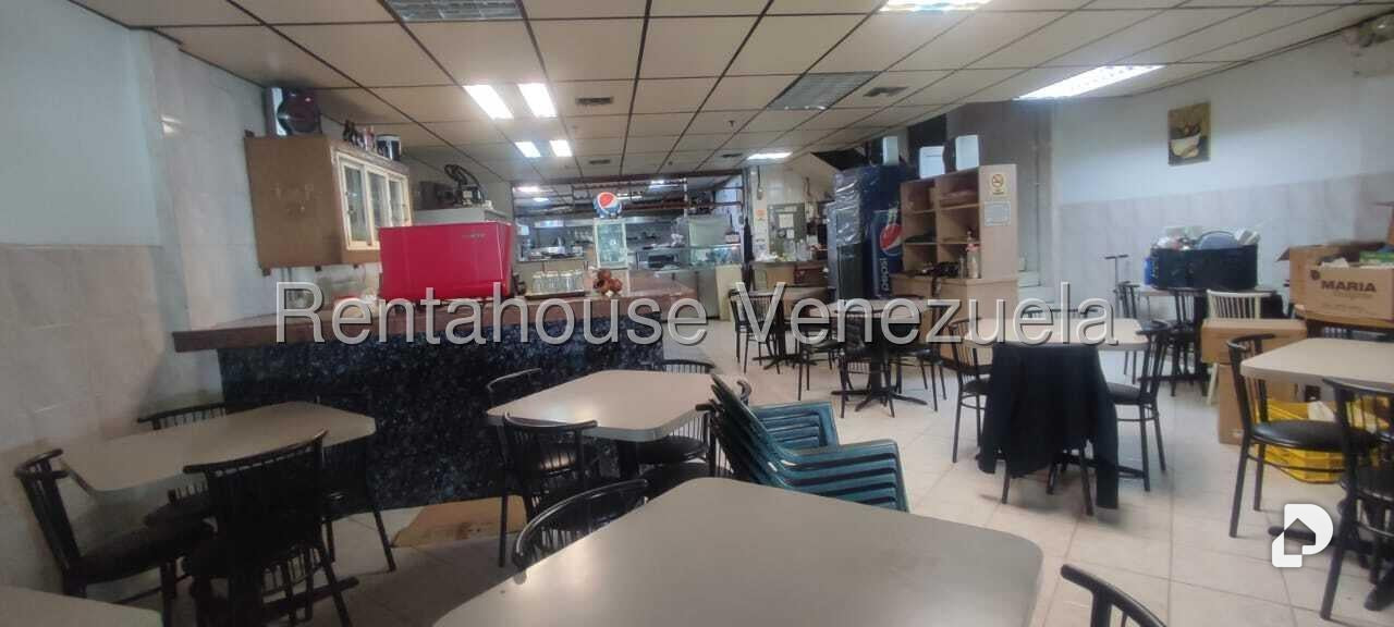 Local comercial en La Urbina, Caracas – 13