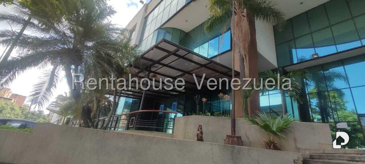 Local comercial en La Urbina, Caracas – 6