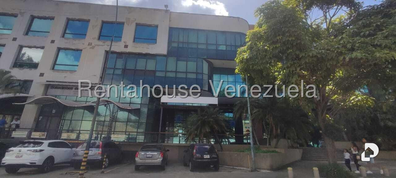 Local comercial en La Urbina, Caracas – 1