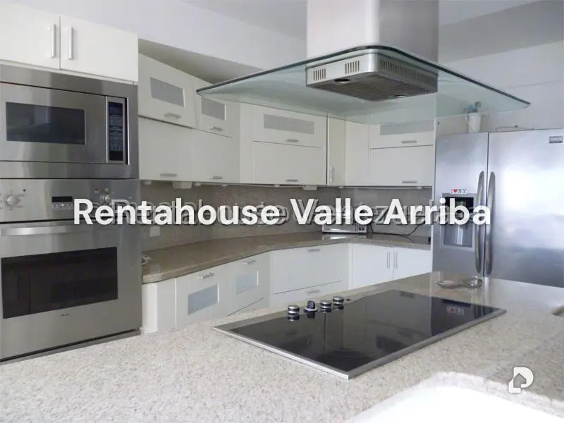 Apartamento en Colinas de Valle Arriba, Caracas – 17