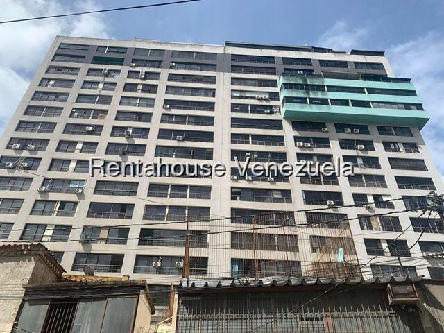 Apartamento en Sabana Grande, Caracas - 1