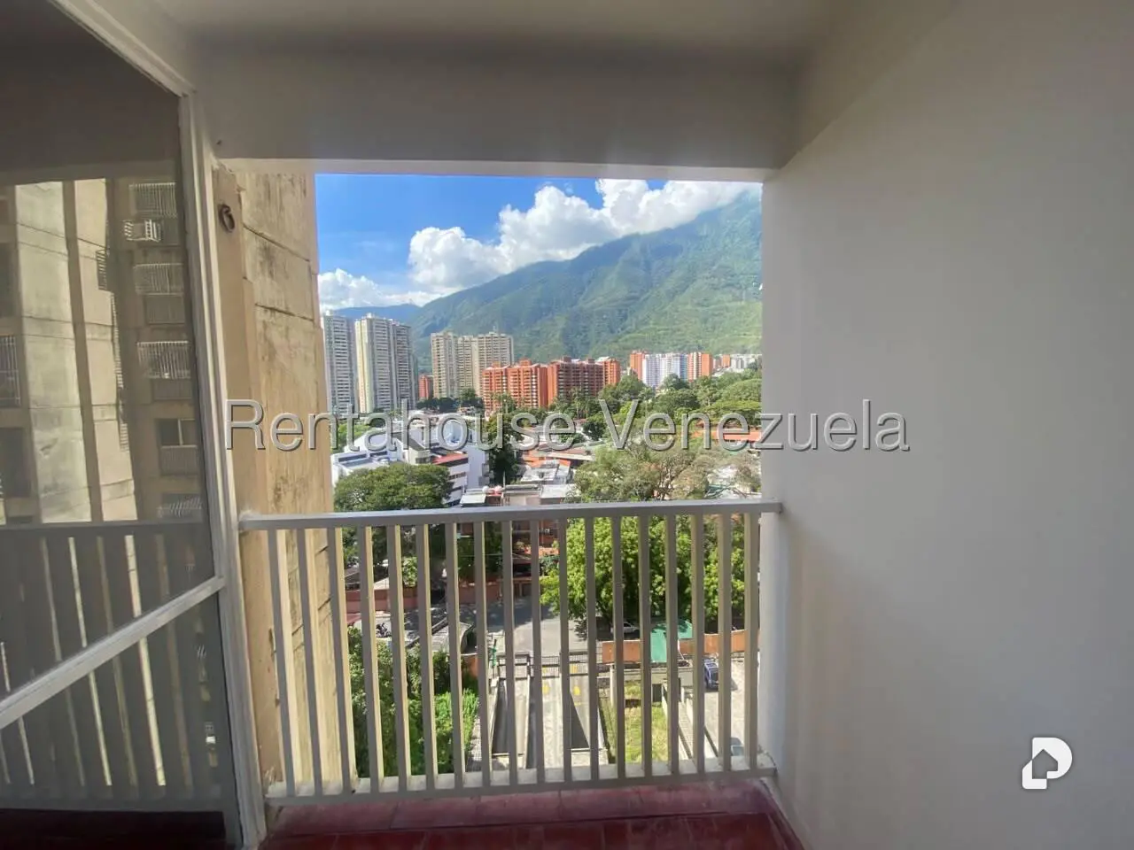 Apartamento en Los Chorros, Caracas – 16