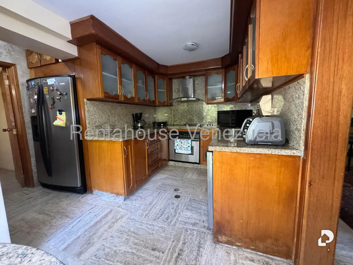 Apartamento en Las Esmeraldas, Caracas – 11