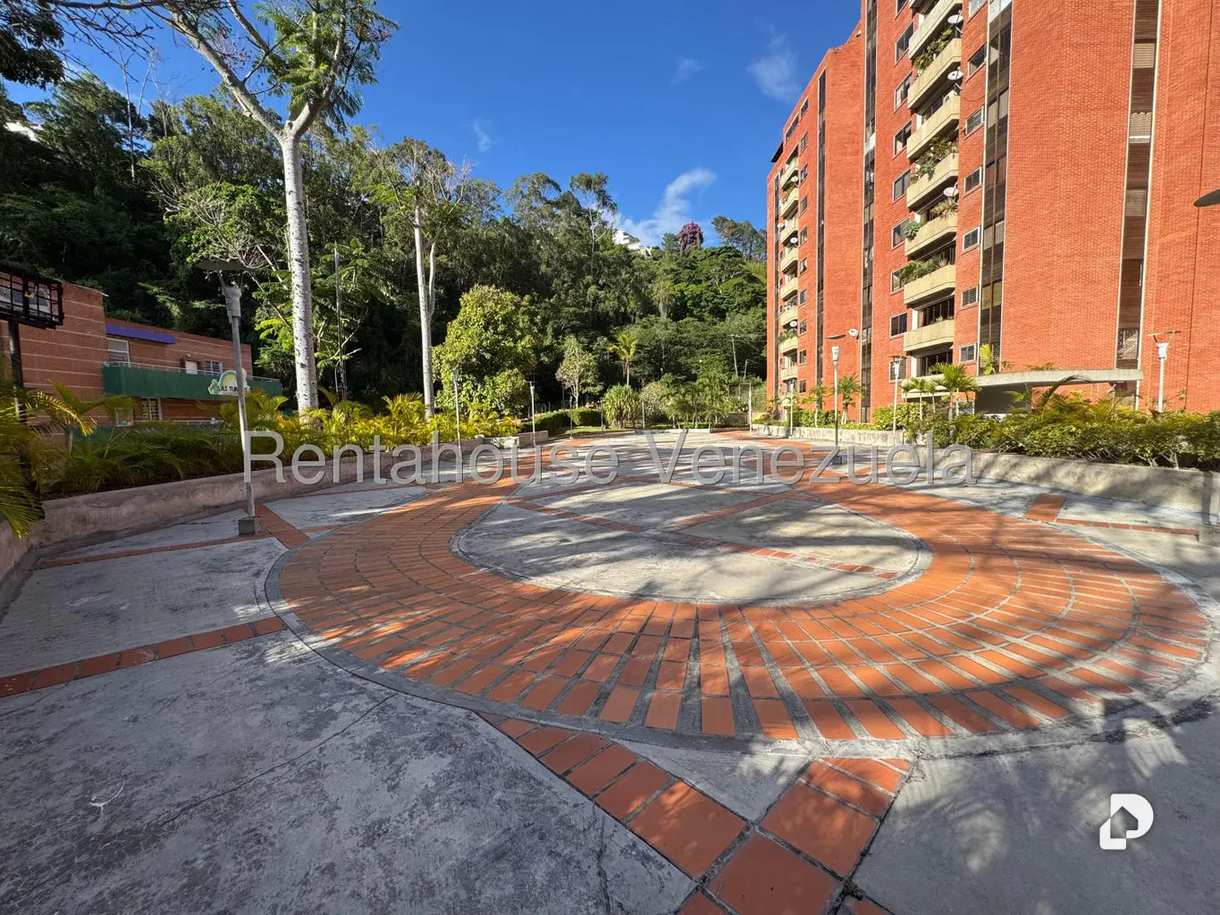 Apartamento en Las Esmeraldas, Caracas – 30
