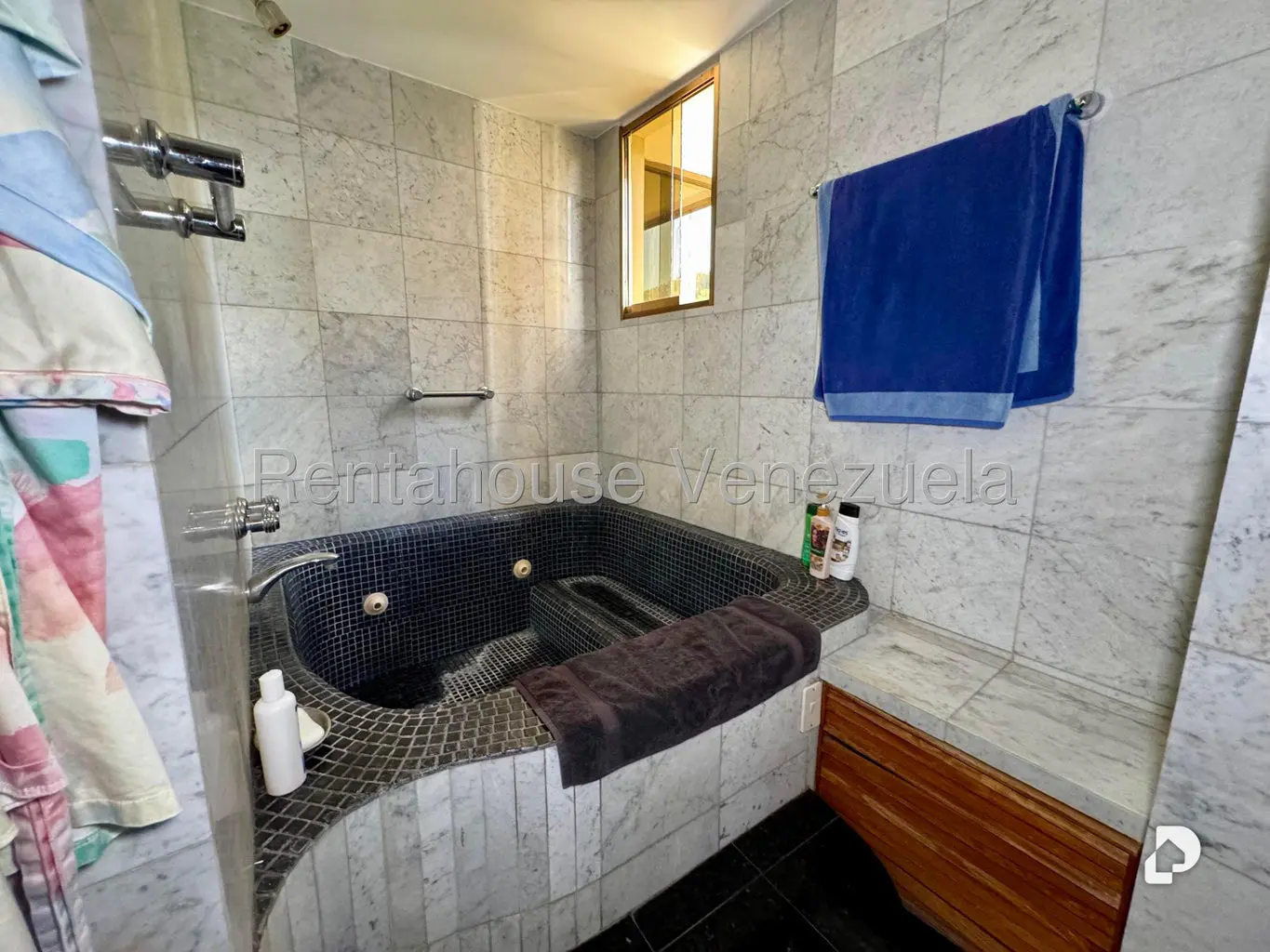 Apartamento en Las Esmeraldas, Caracas – 21