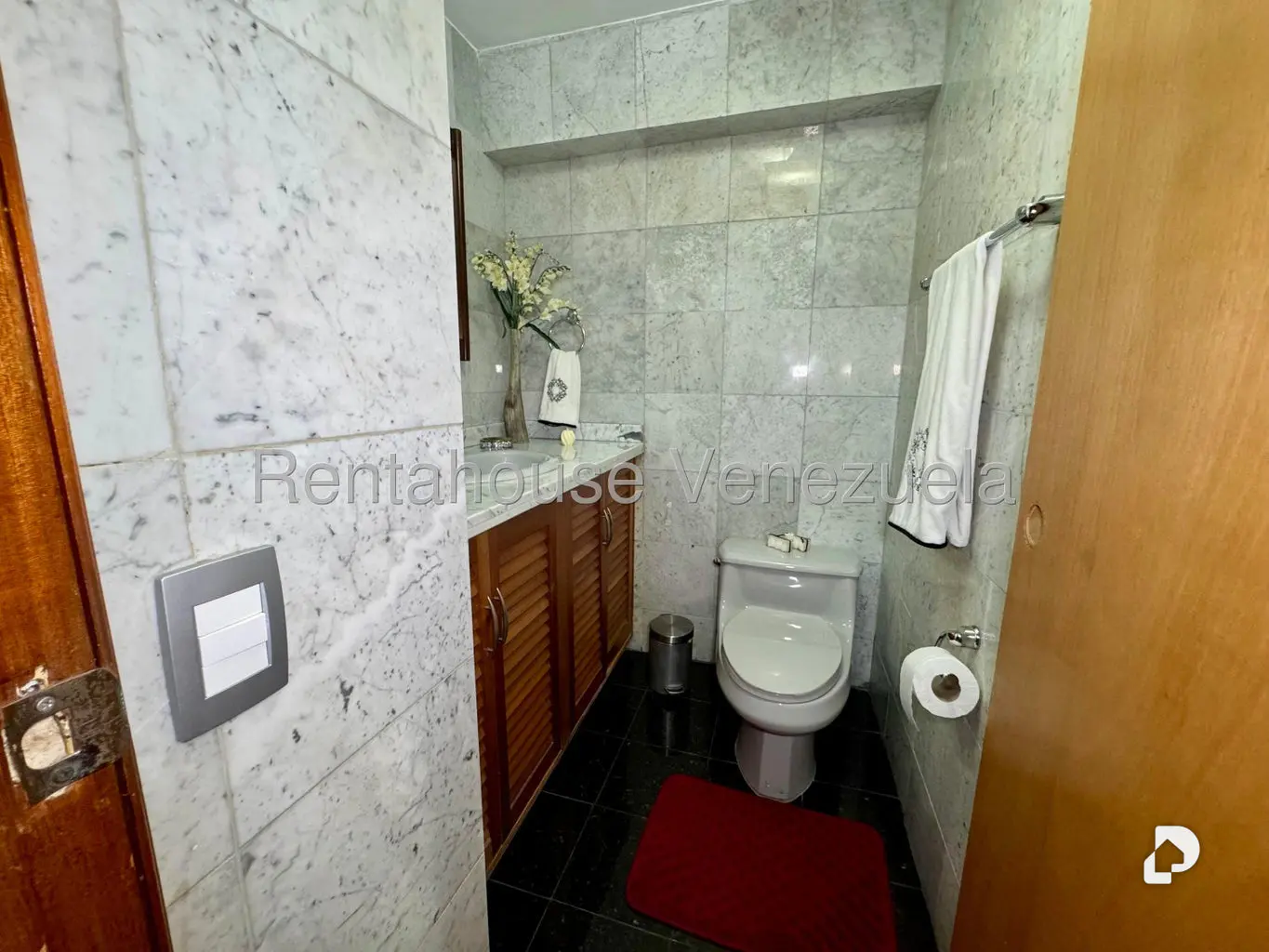 Apartamento en Las Esmeraldas, Caracas – 15