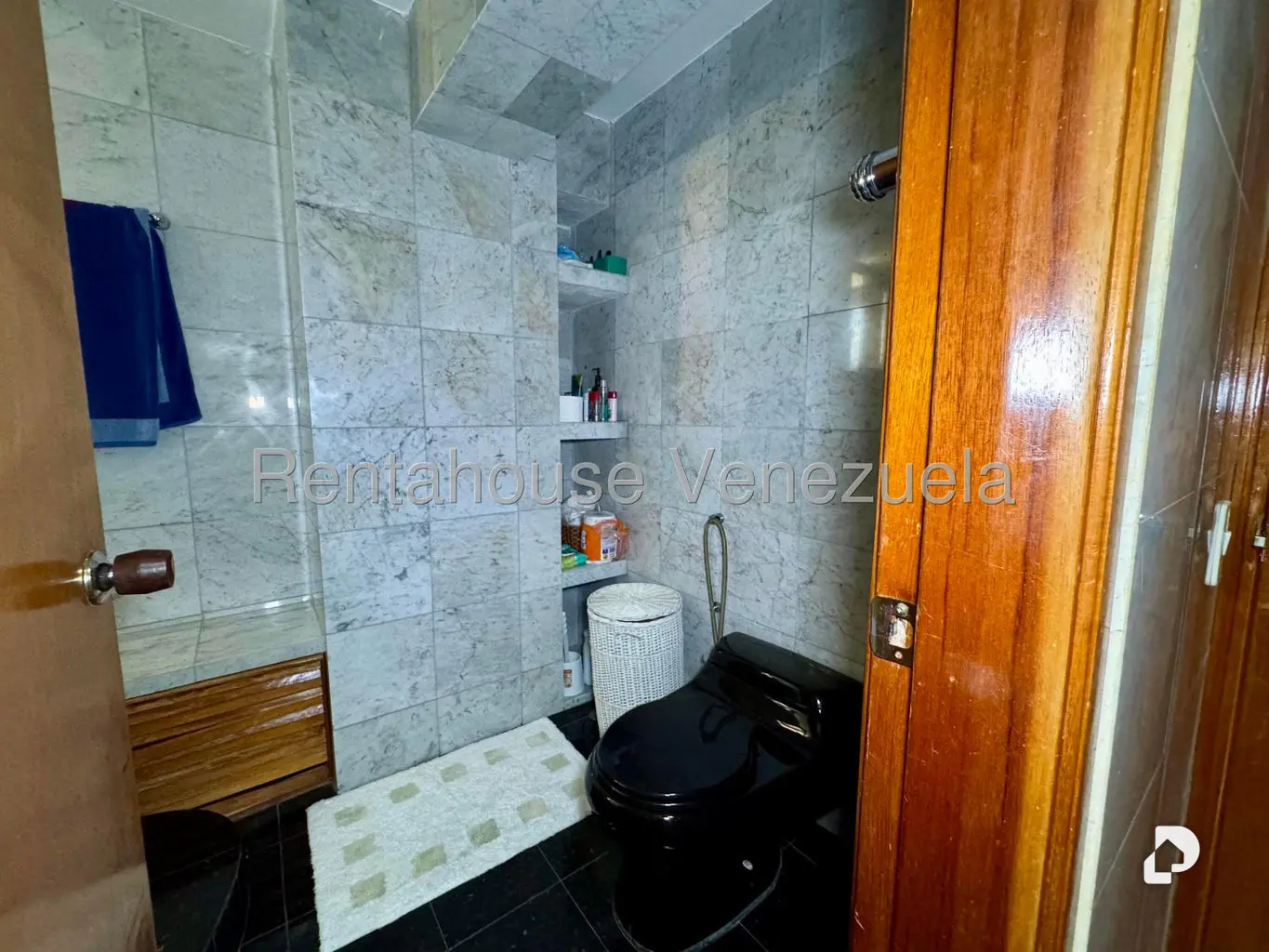 Apartamento en Las Esmeraldas, Caracas – 22