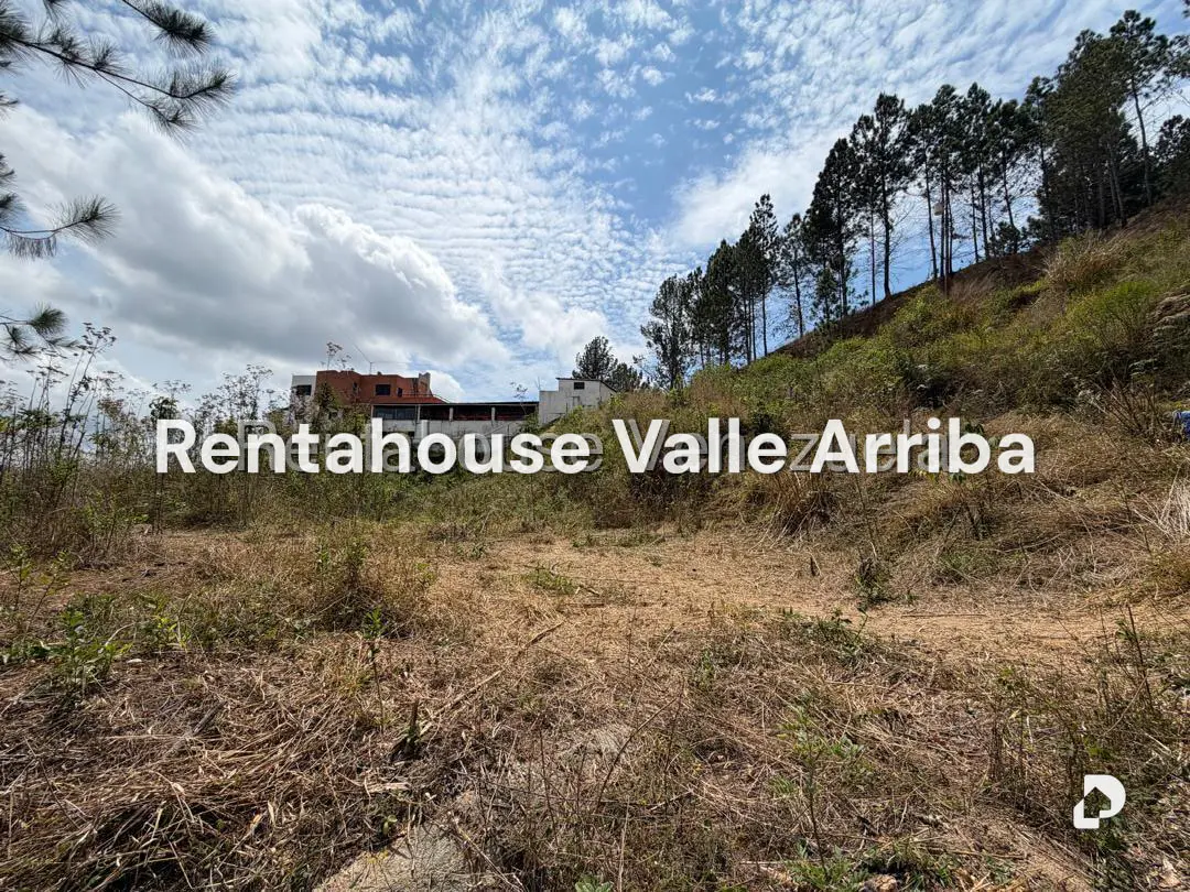 Terreno en Monte Elena, Caracas – 17