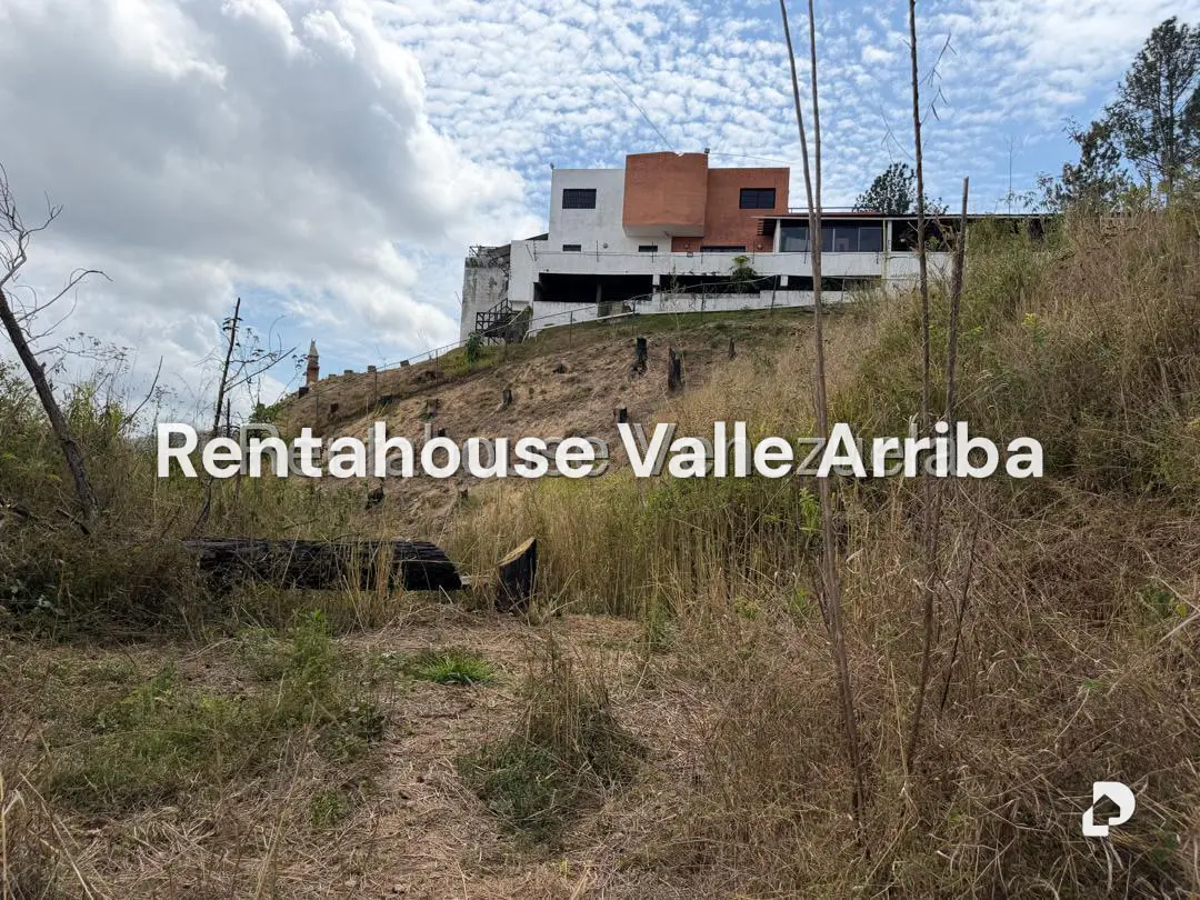 Terreno en Monte Elena, Caracas – 12