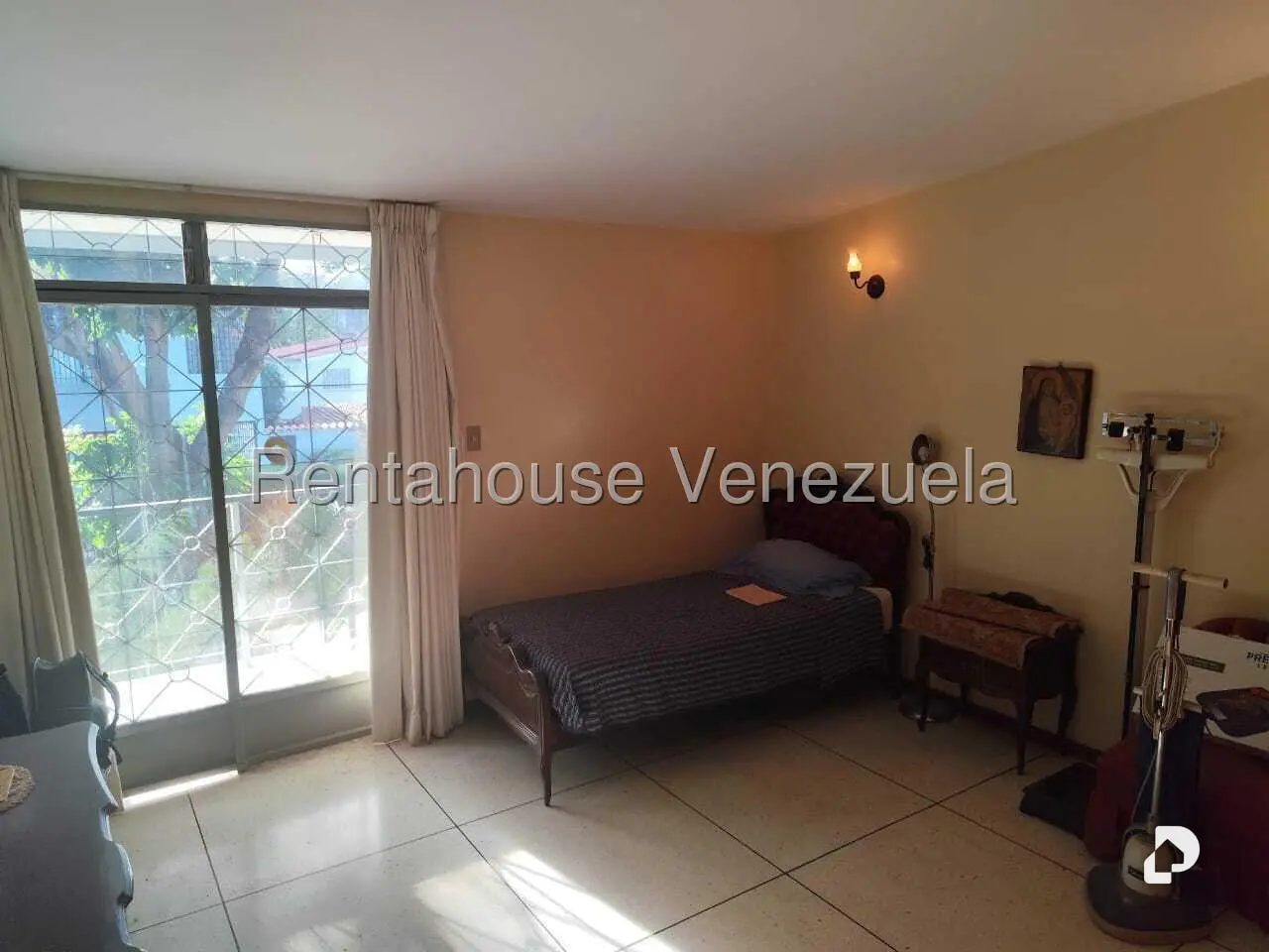 Casa en Sorocaima, Caracas – 16