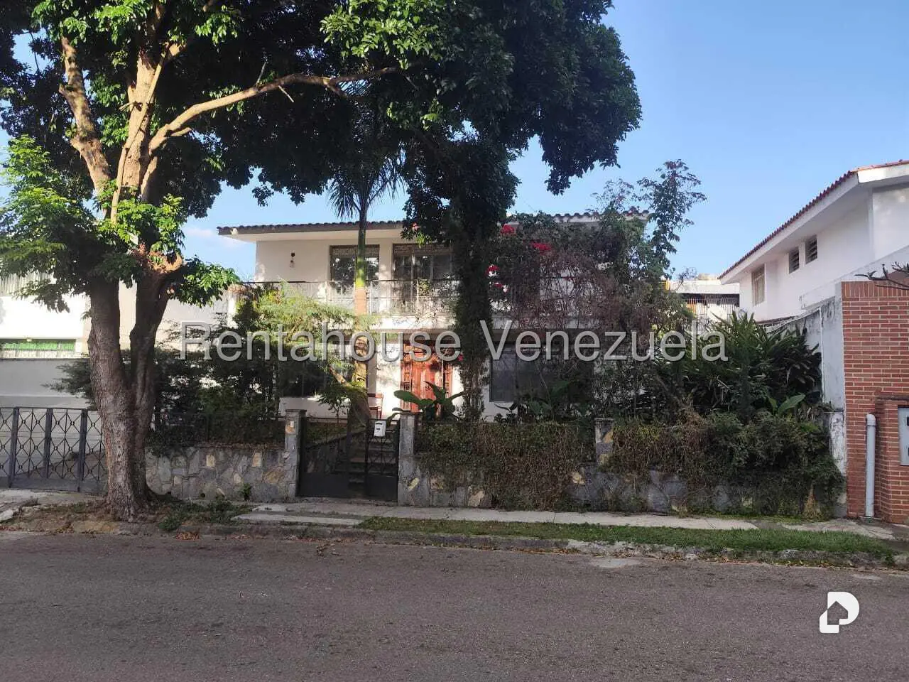 Casa en Sorocaima, Caracas – 24