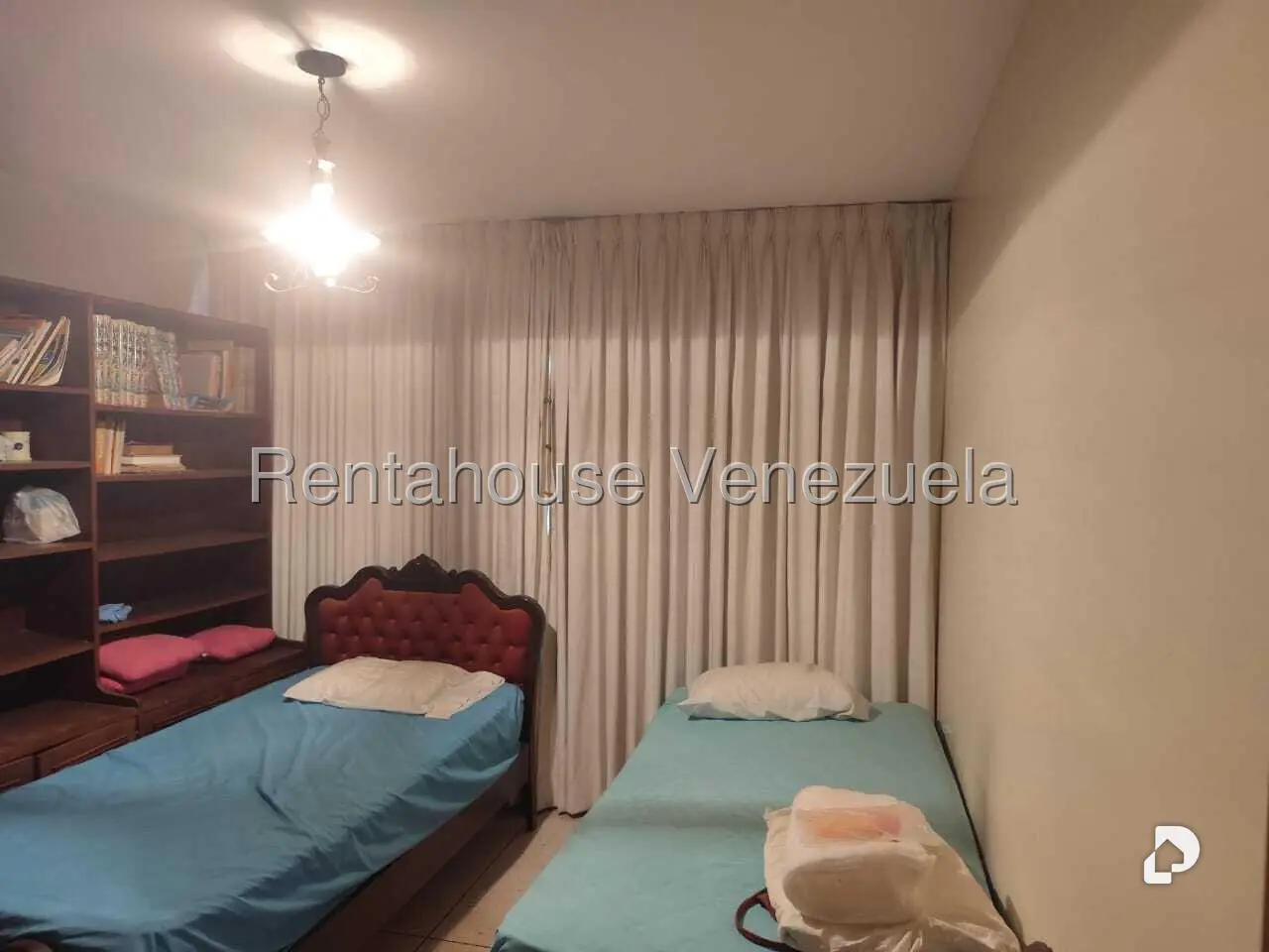 Casa en Sorocaima, Caracas – 8