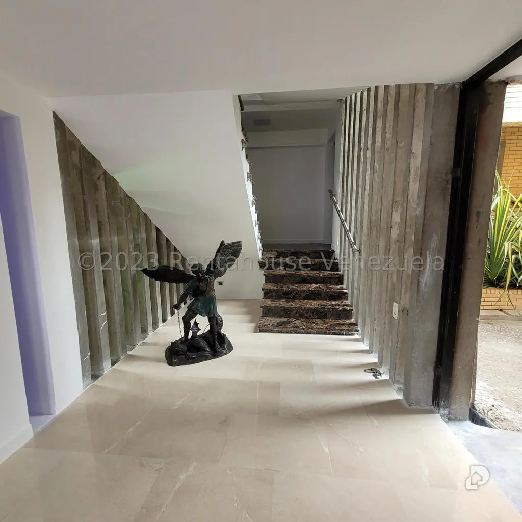 Casa en Cumbres de Curumo, Caracas – 11
