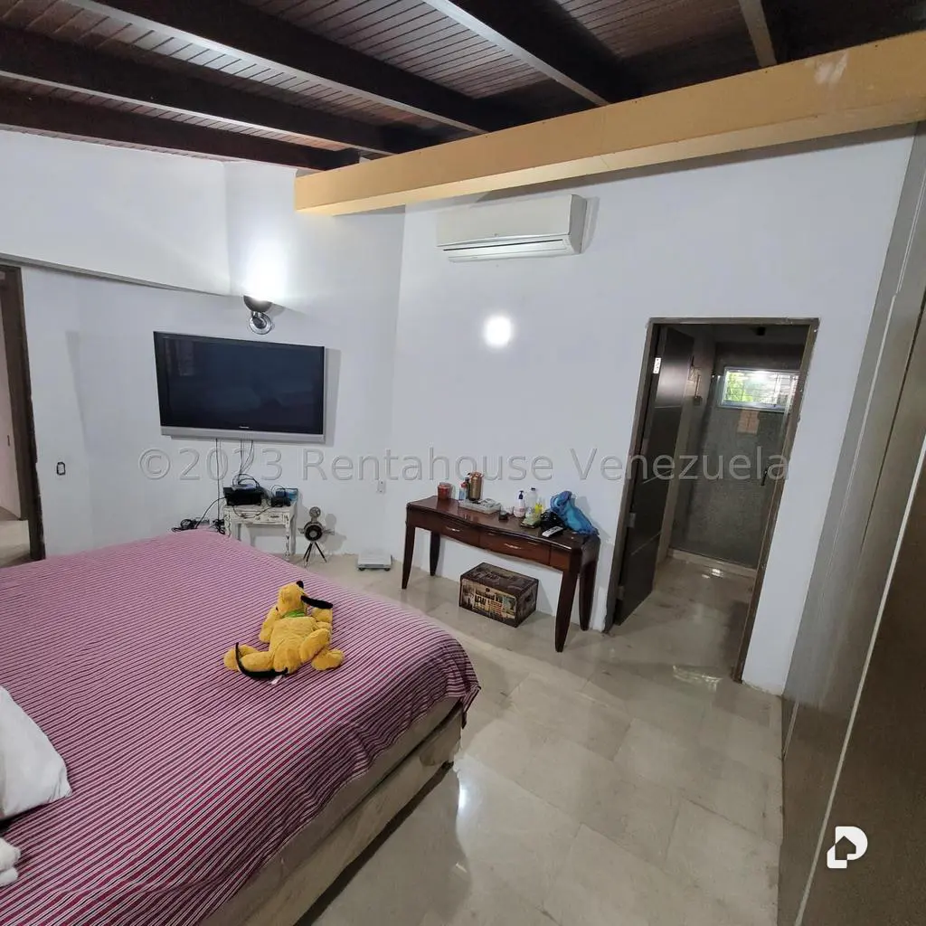 Casa en Cumbres de Curumo, Caracas – 20