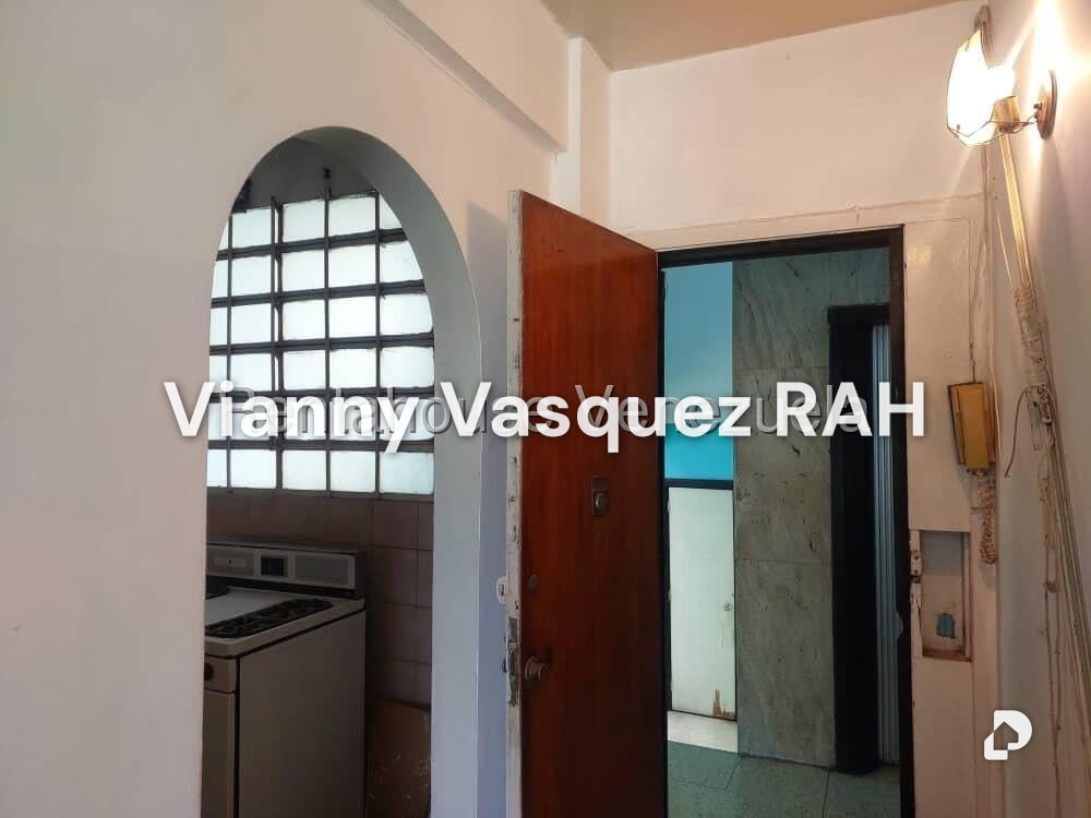 Apartamento en El Bosque, Caracas – 8