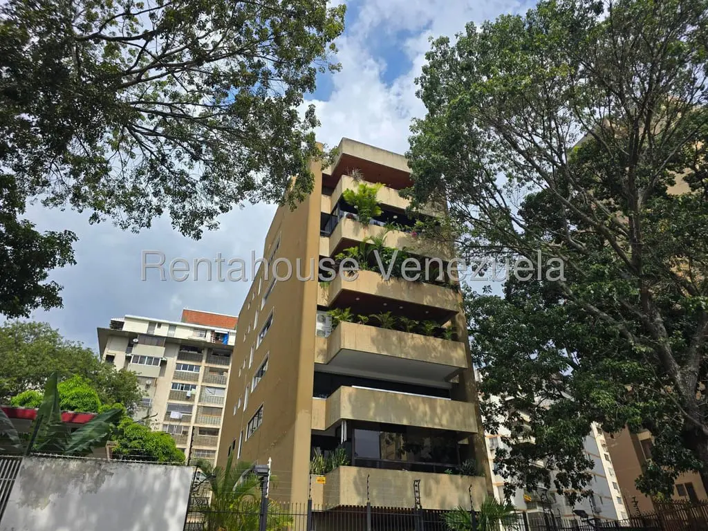 Apartamento en El Paraíso, Caracas - 1