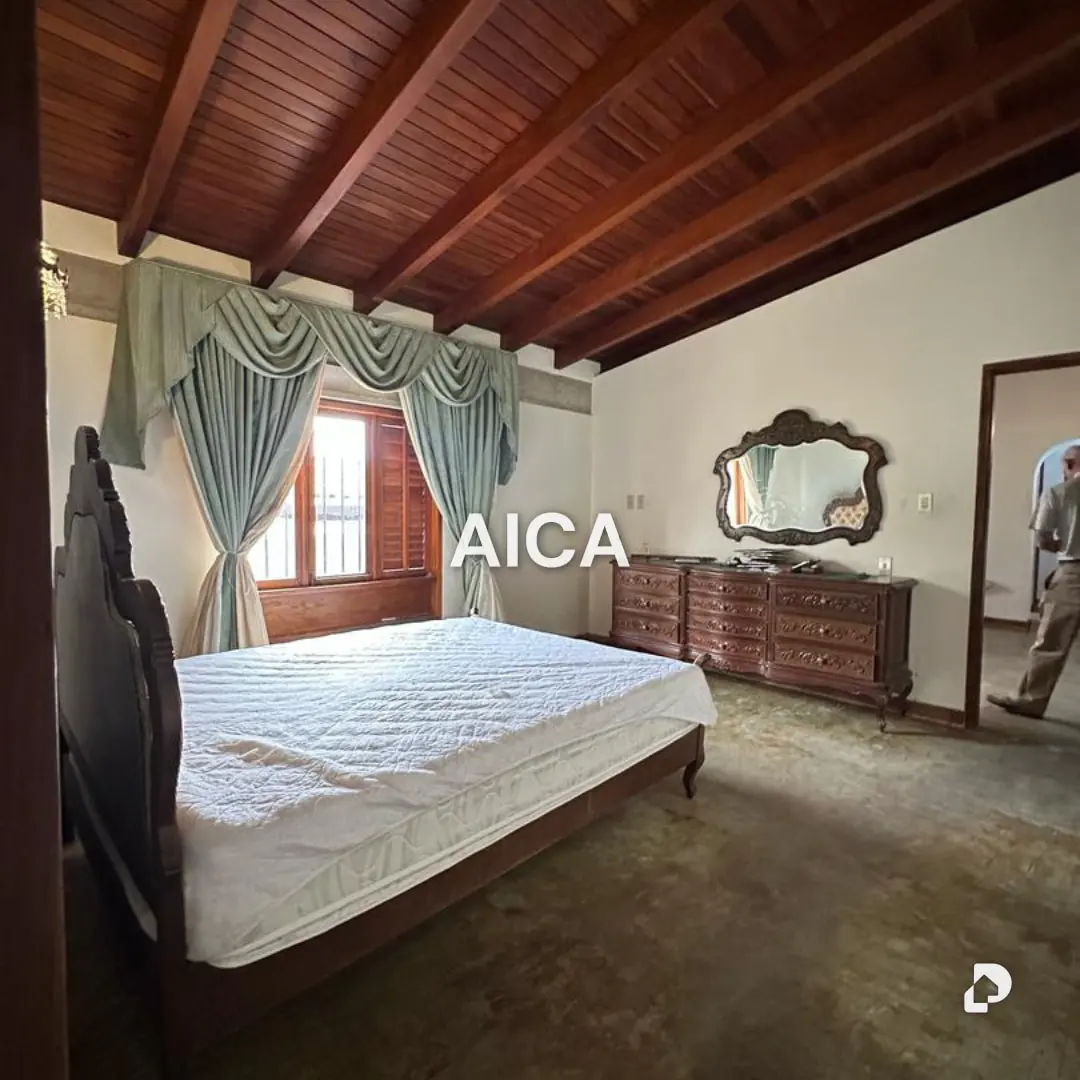 Casa en La Lagunita, Caracas – 8