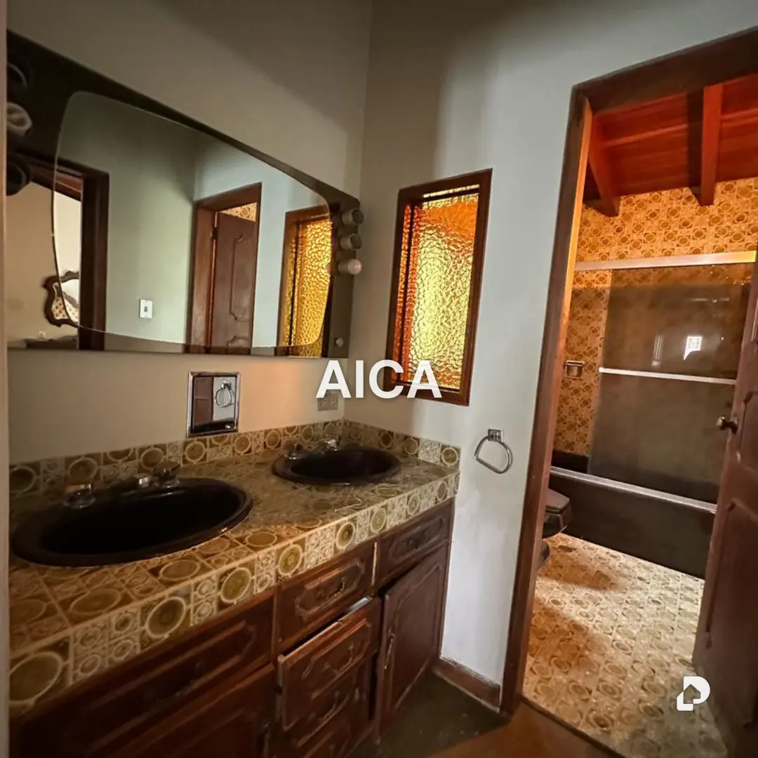 Casa en La Lagunita, Caracas – 10