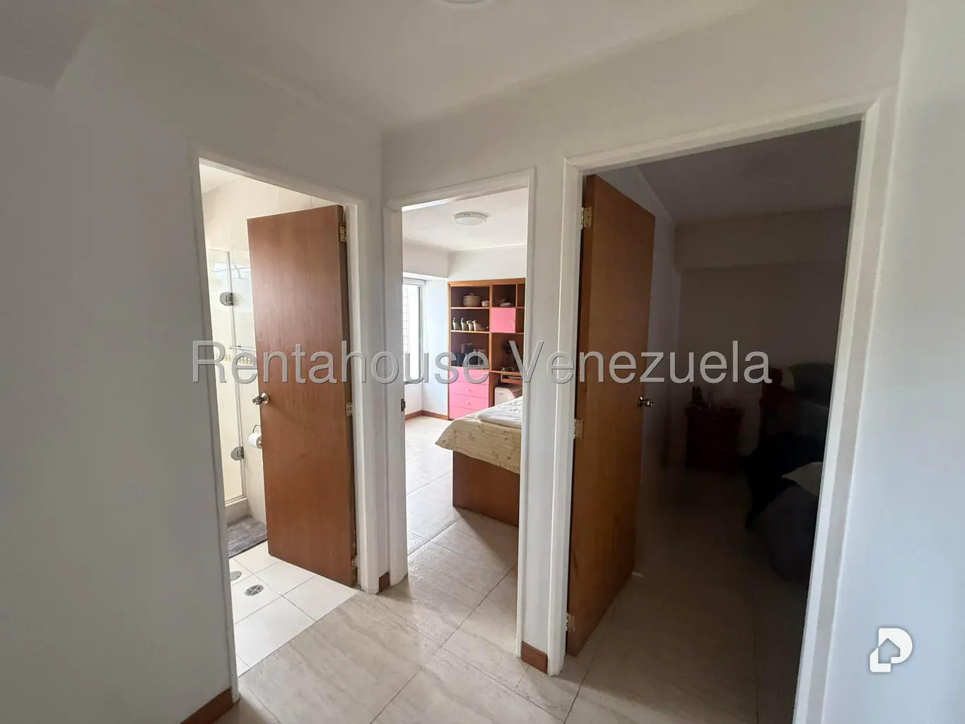Apartamento en El Cigarral, Caracas – 11