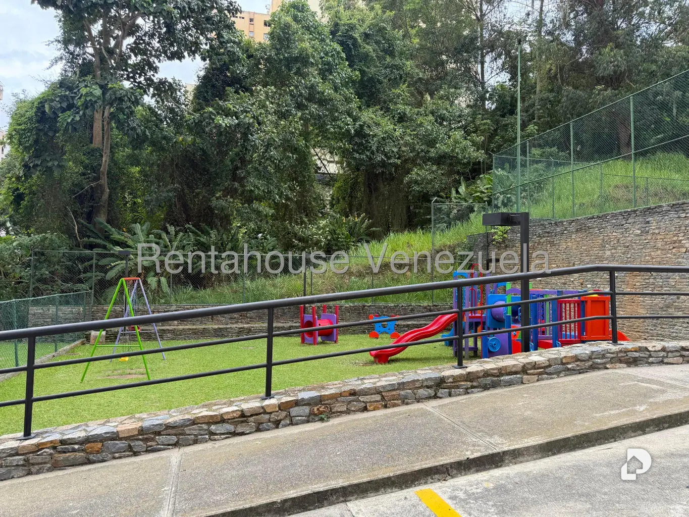 Apartamento en El Cigarral, Caracas – 25