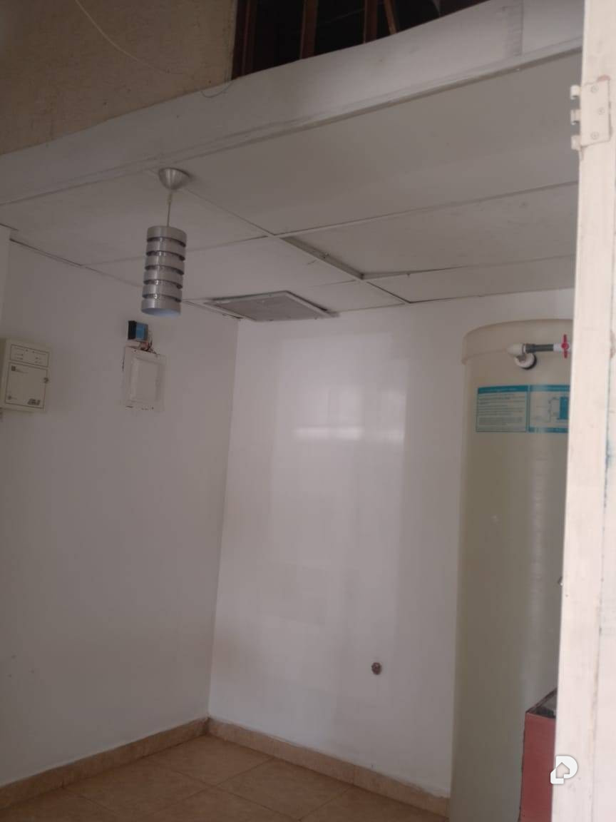 Commercial space in Avenida El Milagro, Maracaibo – 12