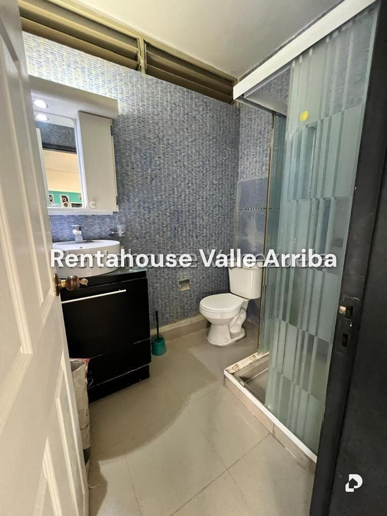 Apartamento en Los Chaguaramos, Caracas – 12