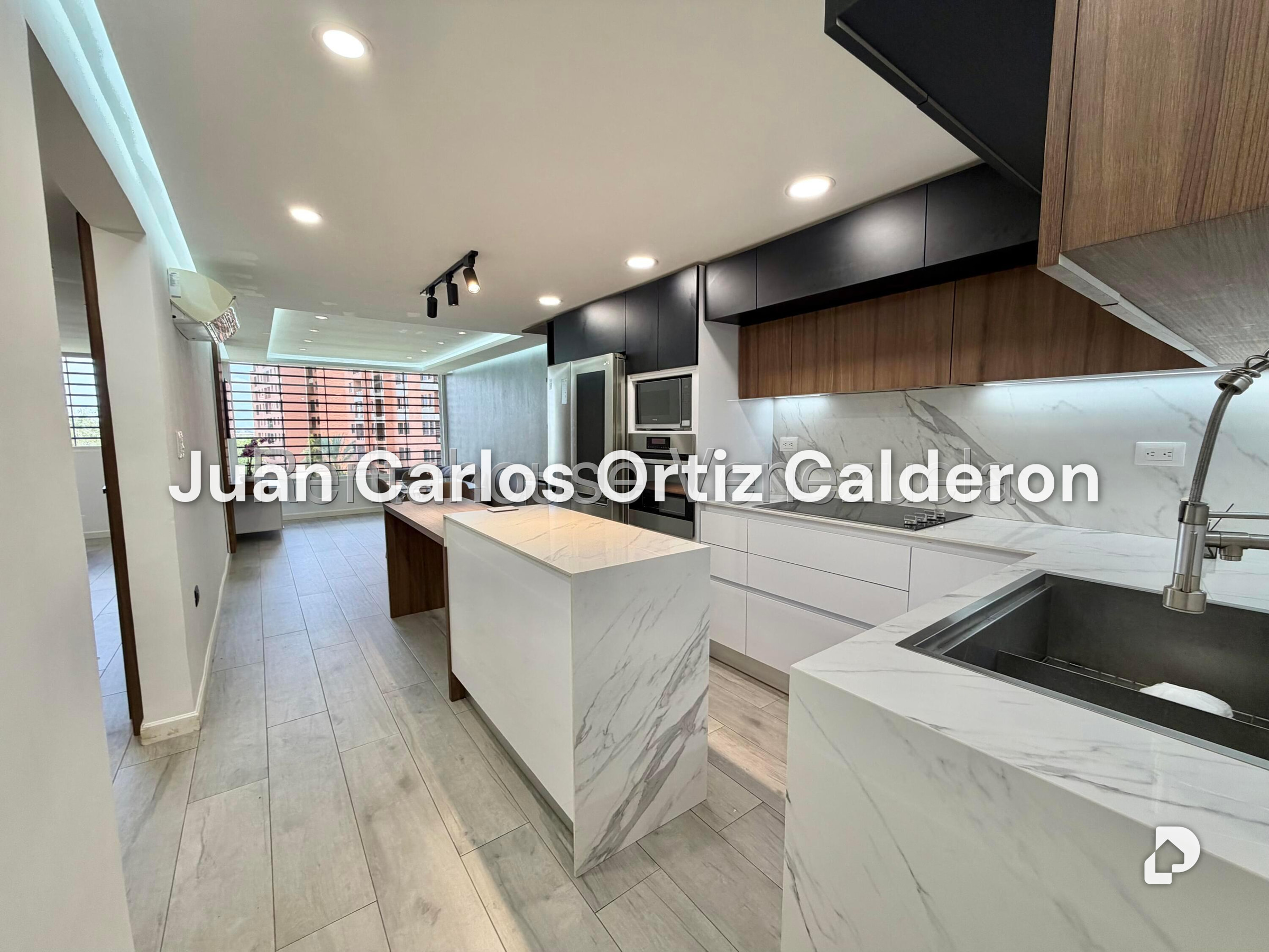 Apartment in Colinas de La Tahona, Caracas – 2