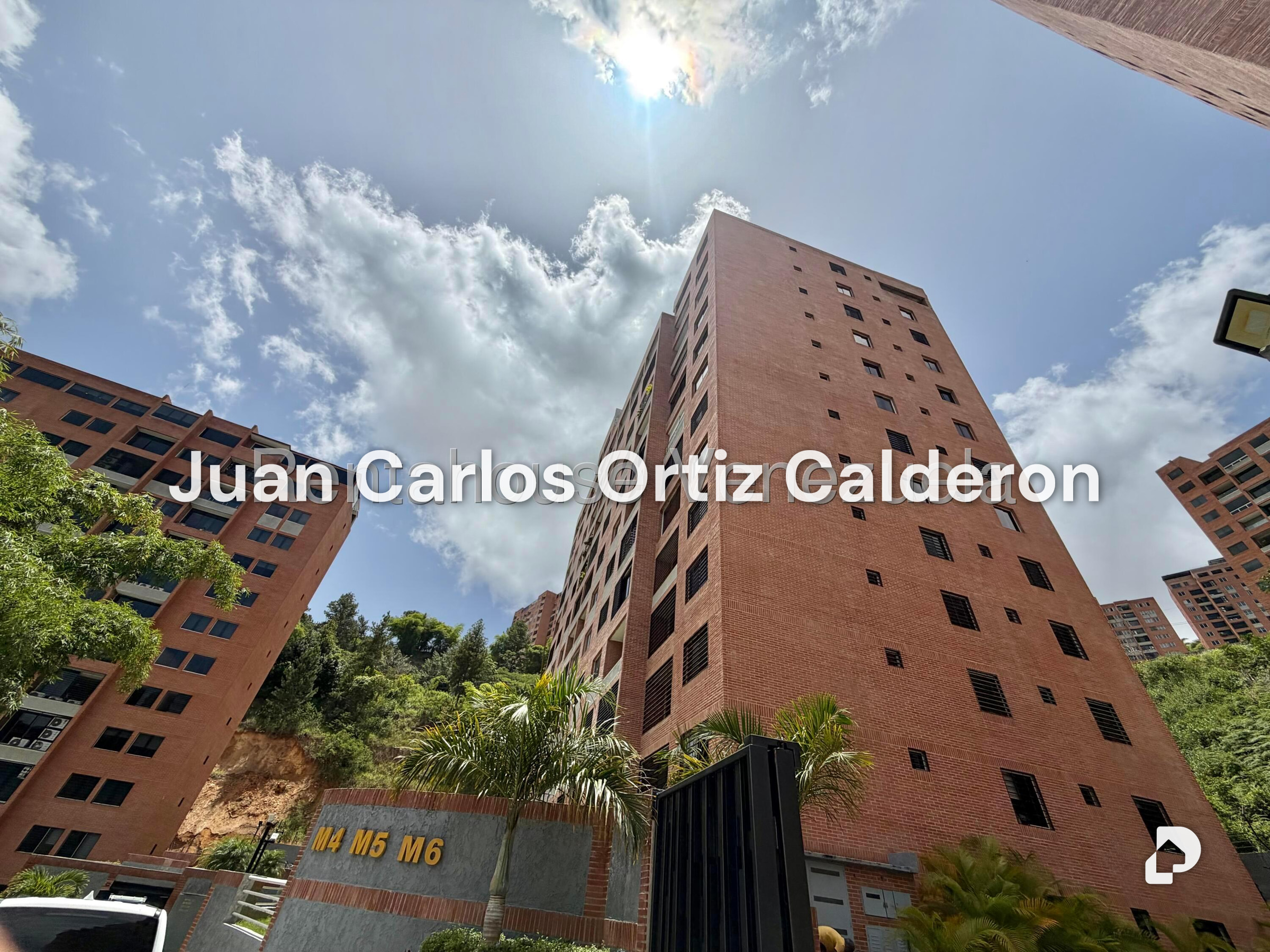 Apartment in Colinas de La Tahona, Caracas – 1