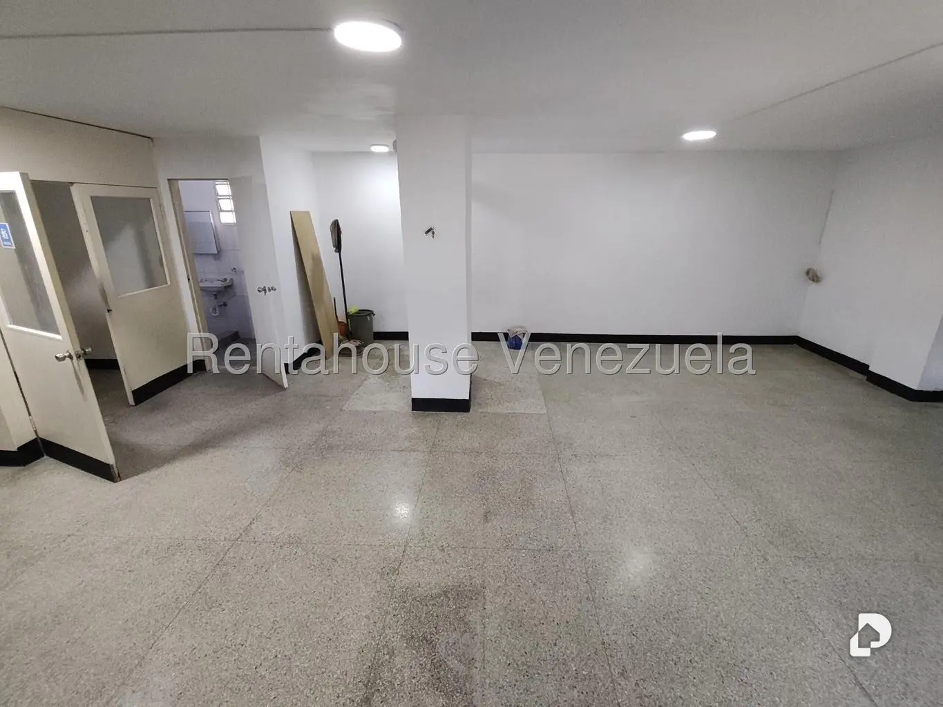 Local comercial en Montecristo, Caracas – 4
