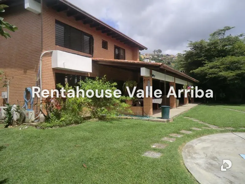 Casa en Oripoto, Caracas – 24
