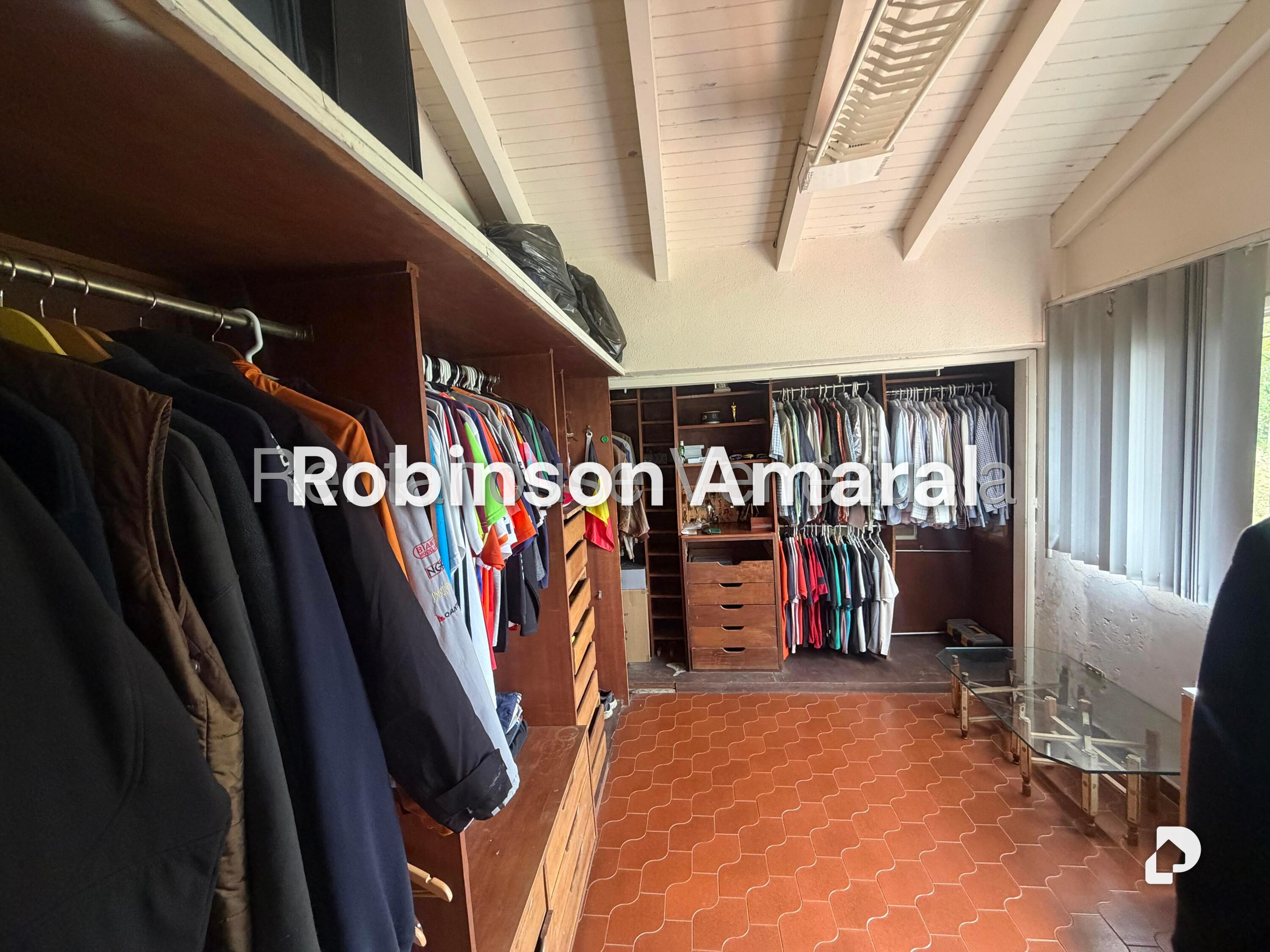 Casa en Alto Hatillo, Caracas – 24
