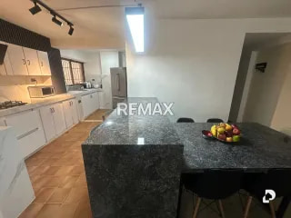 Apartamento en Avenida Guajira, Maracaibo – 11