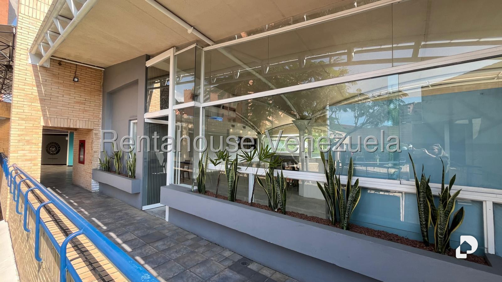 Local comercial en Los Samanes, Caracas – 9