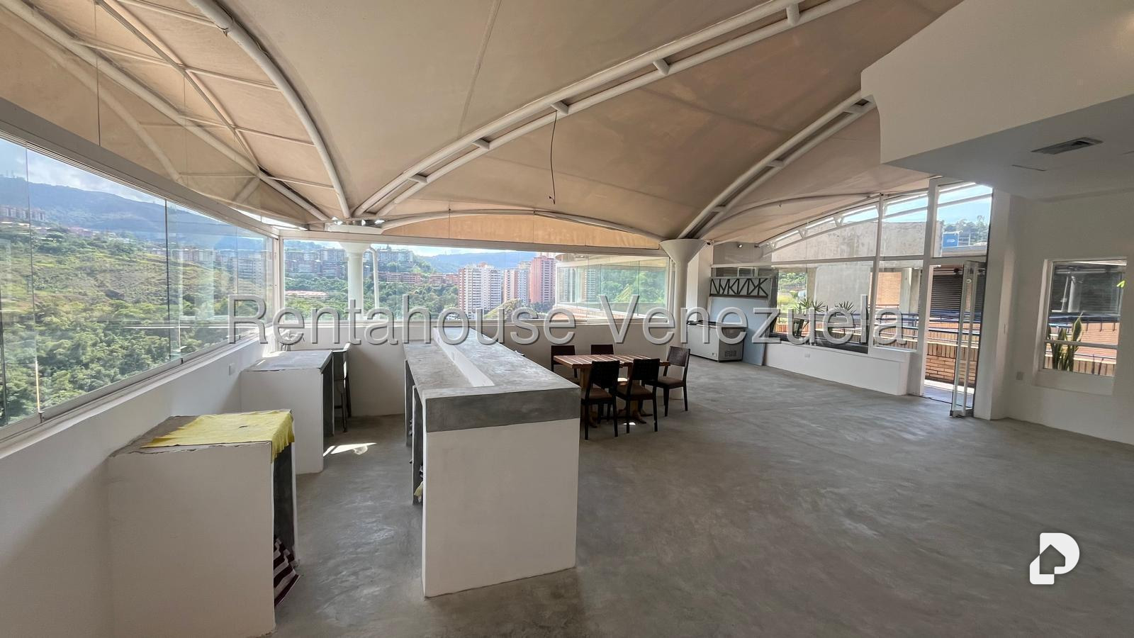 Local comercial en Los Samanes, Caracas – 14