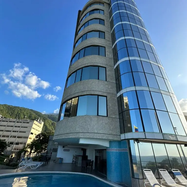 Edificio en Macuto - 1