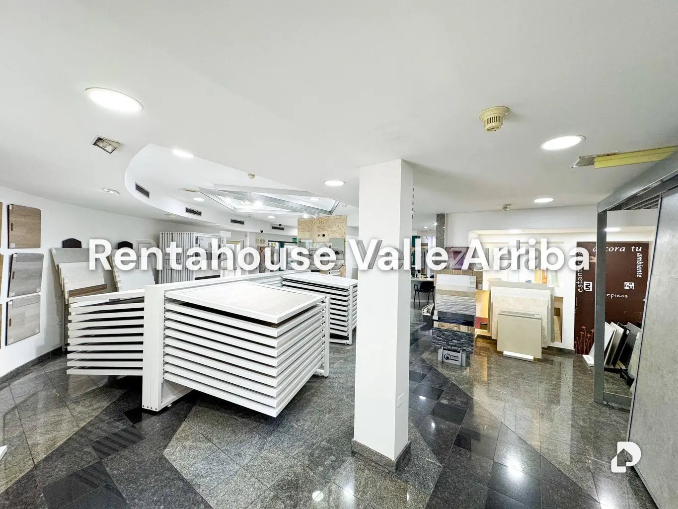 Local comercial en Altamira, Caracas – 14