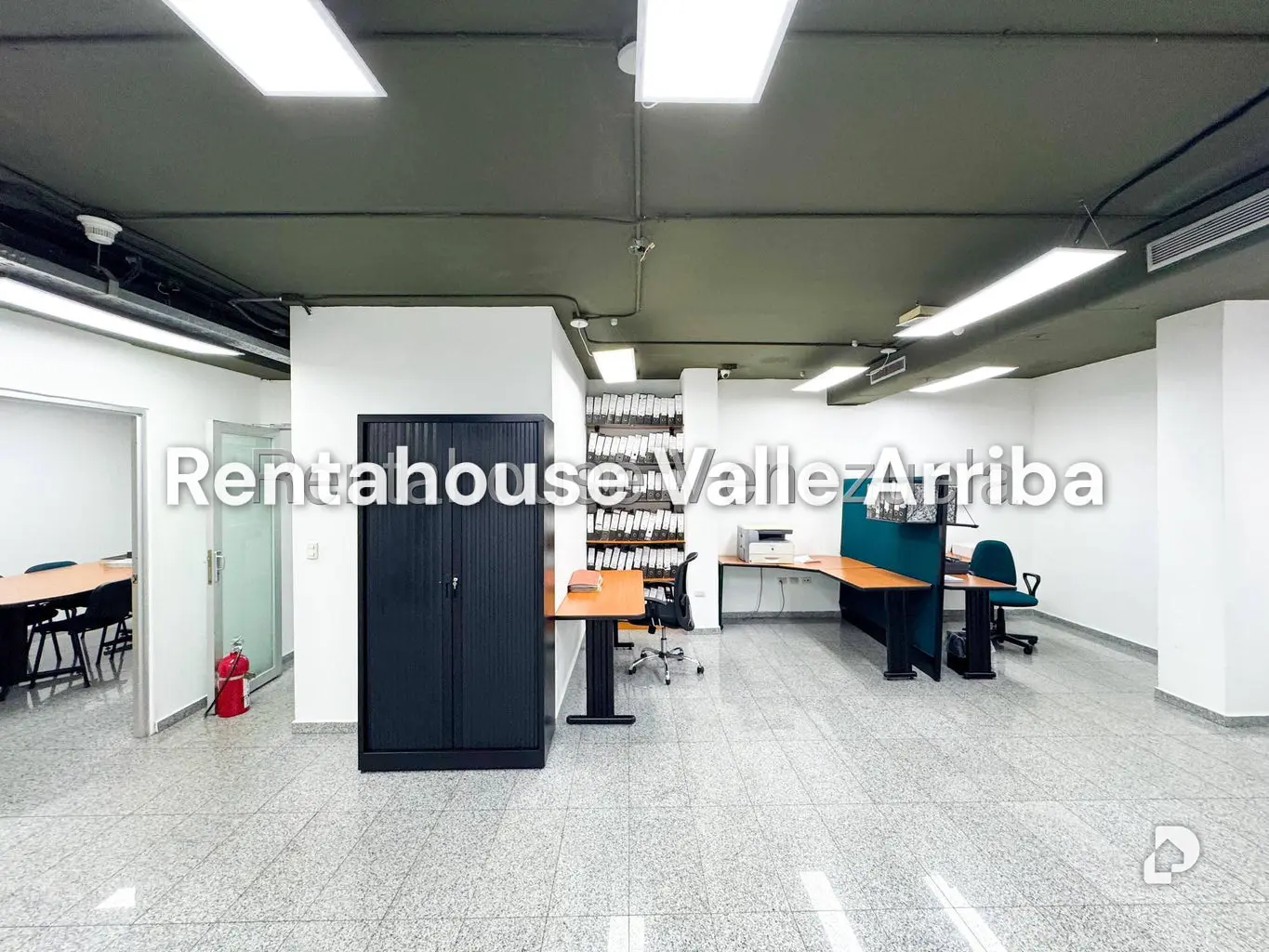 Local comercial en Altamira, Caracas – 25
