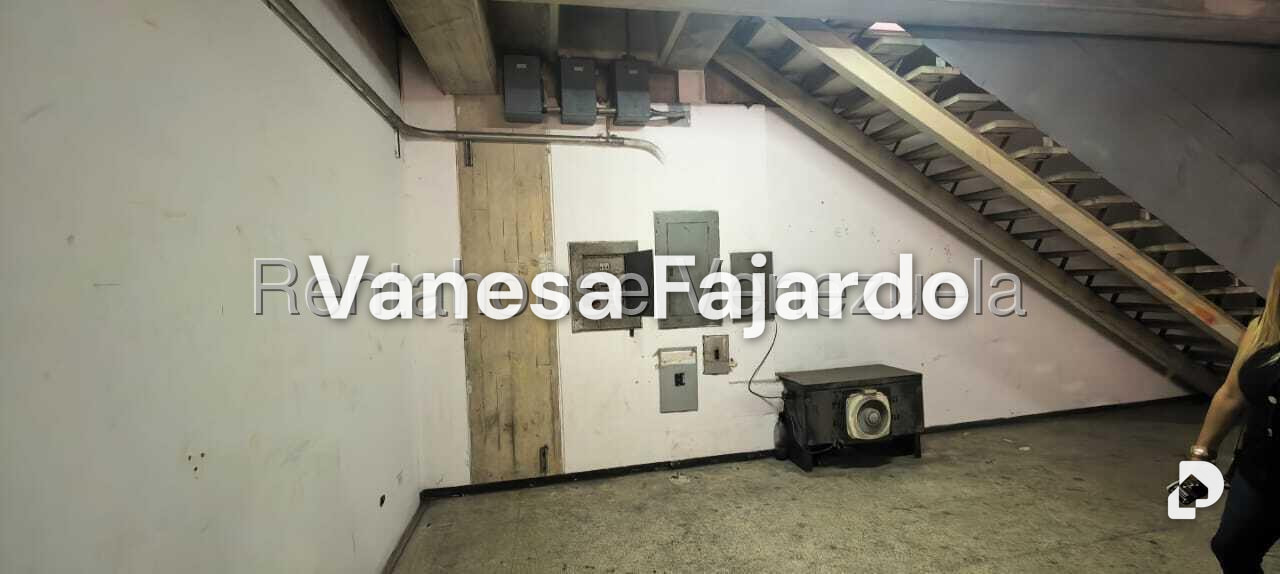 Local comercial en Catia, Caracas – 14