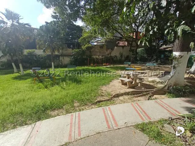 Apartamento en Los Dos Caminos, Caracas – 24