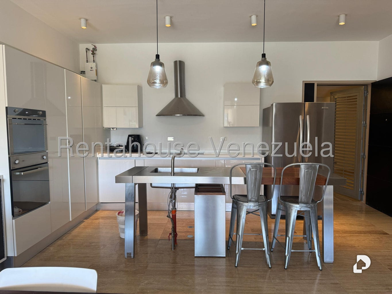 Apartment in Las Mercedes, Caracas – 16