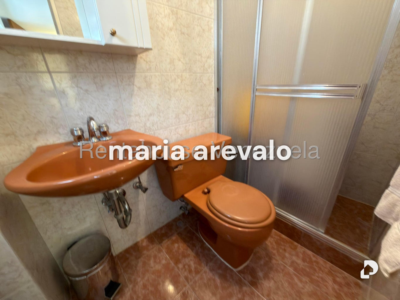 Casa en Alto Prado, Caracas – 24