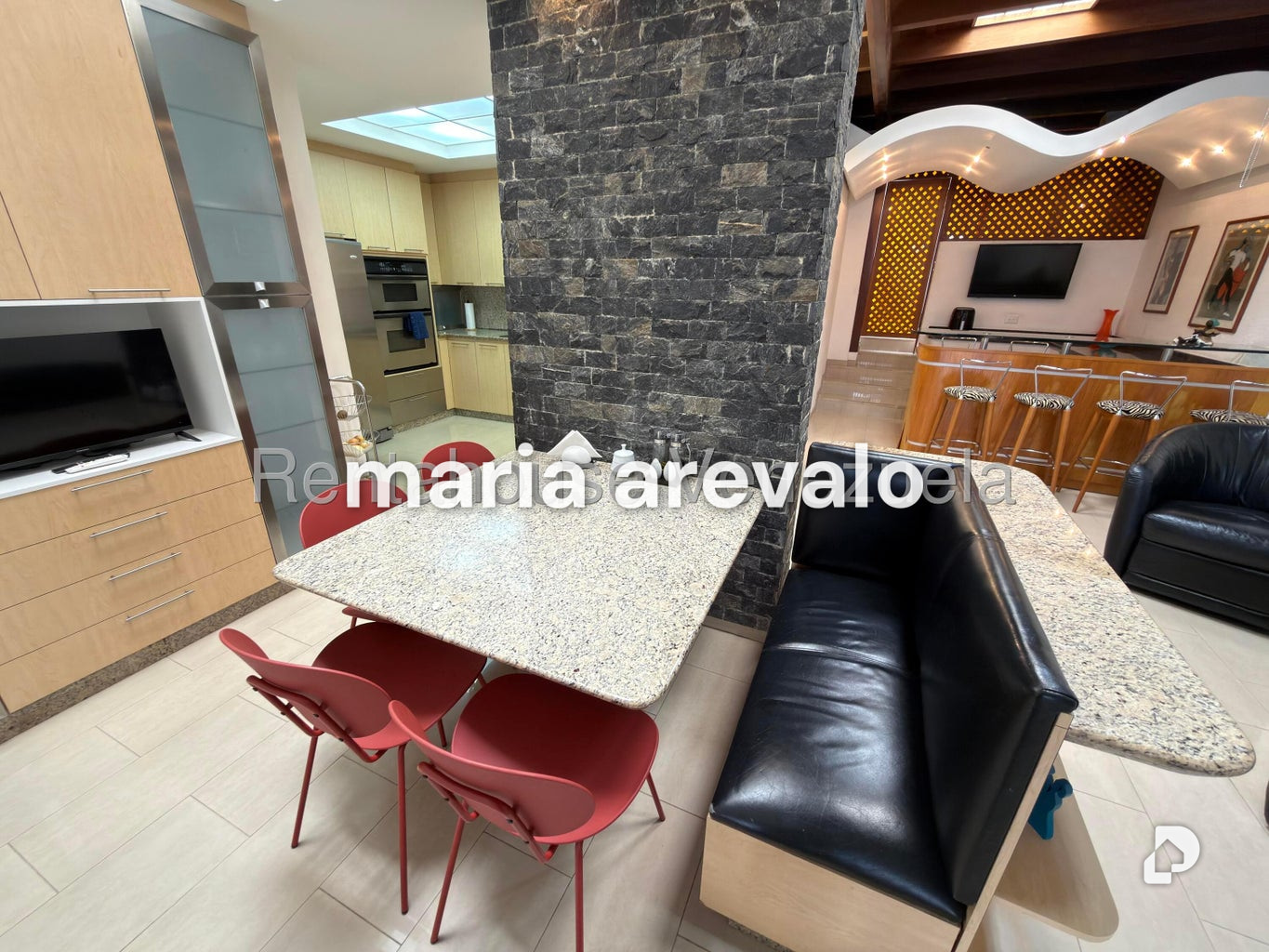 Casa en Alto Prado, Caracas – 18