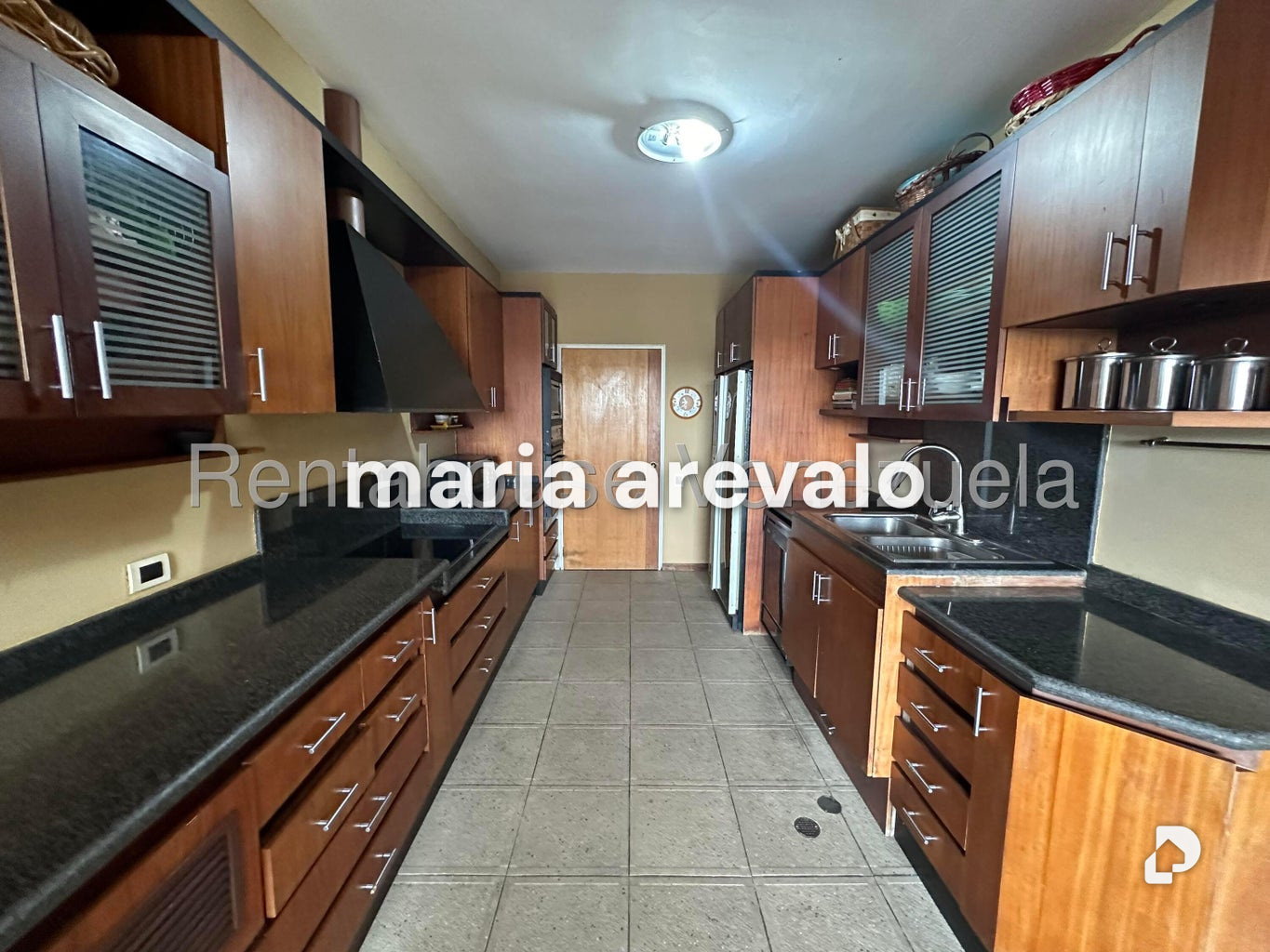 Apartamento en Lomas de La Lagunita, Caracas – 26
